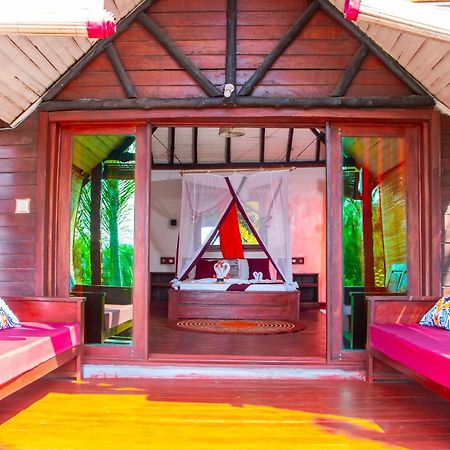 Ampazony Oasis Lodge 마하장가 외부 사진
