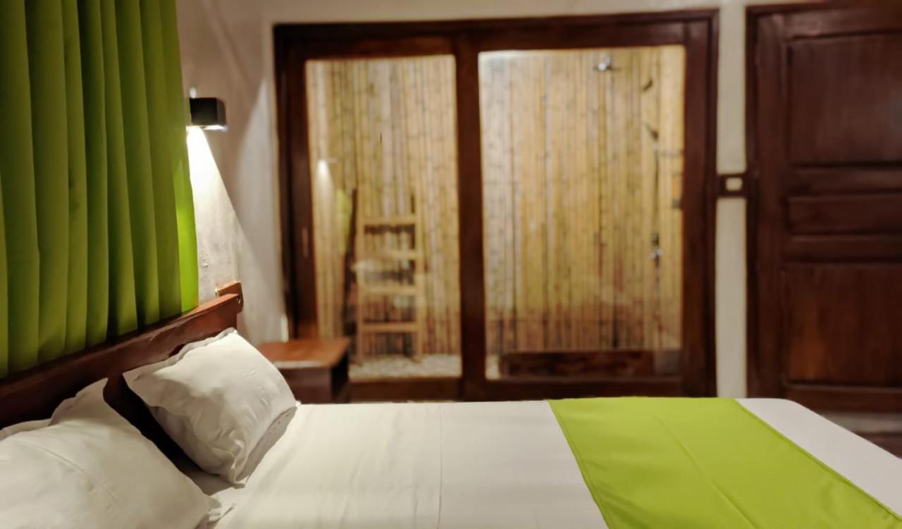 Ampazony Oasis Lodge 마하장가 외부 사진