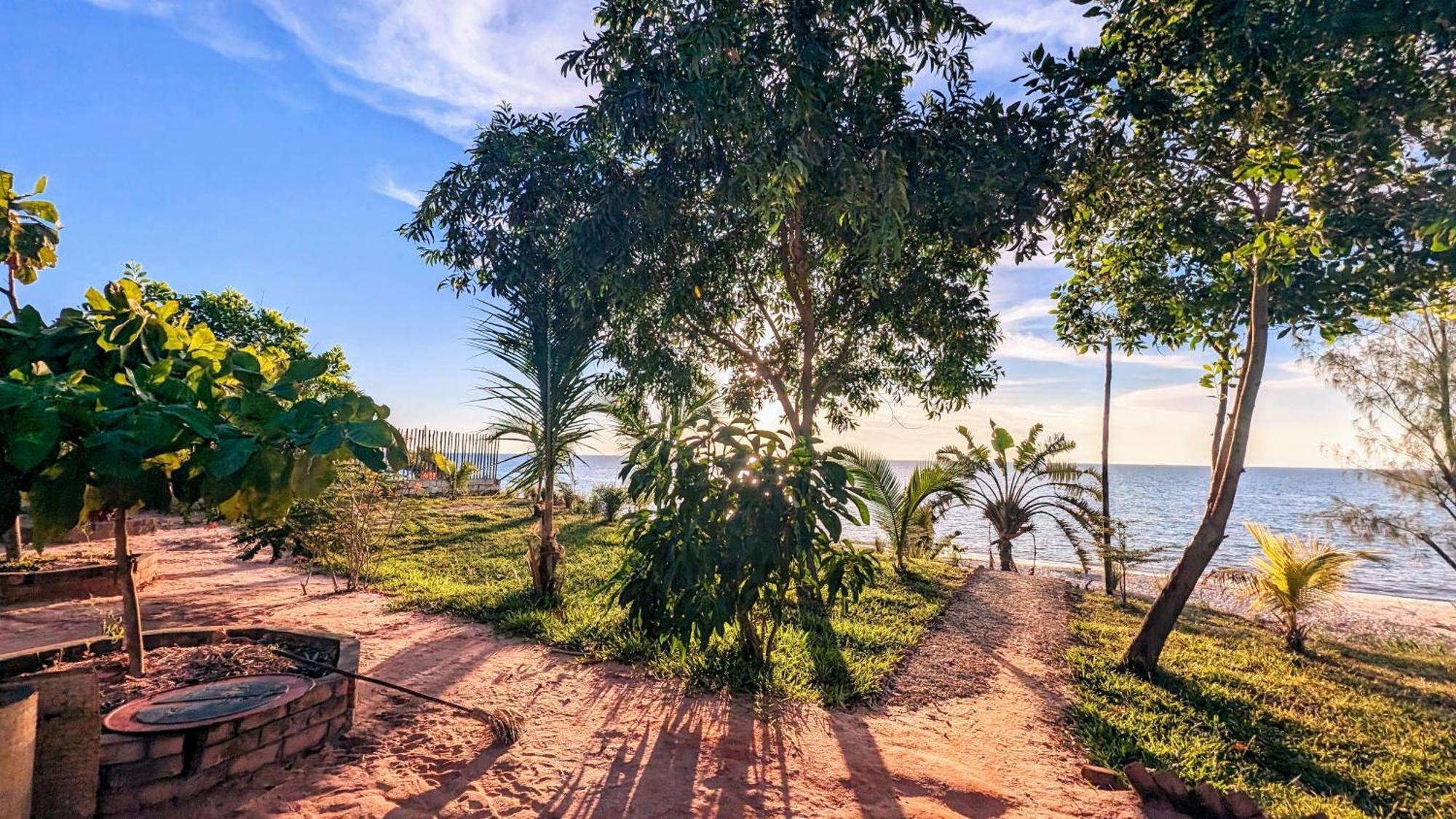Ampazony Oasis Lodge 마하장가 외부 사진