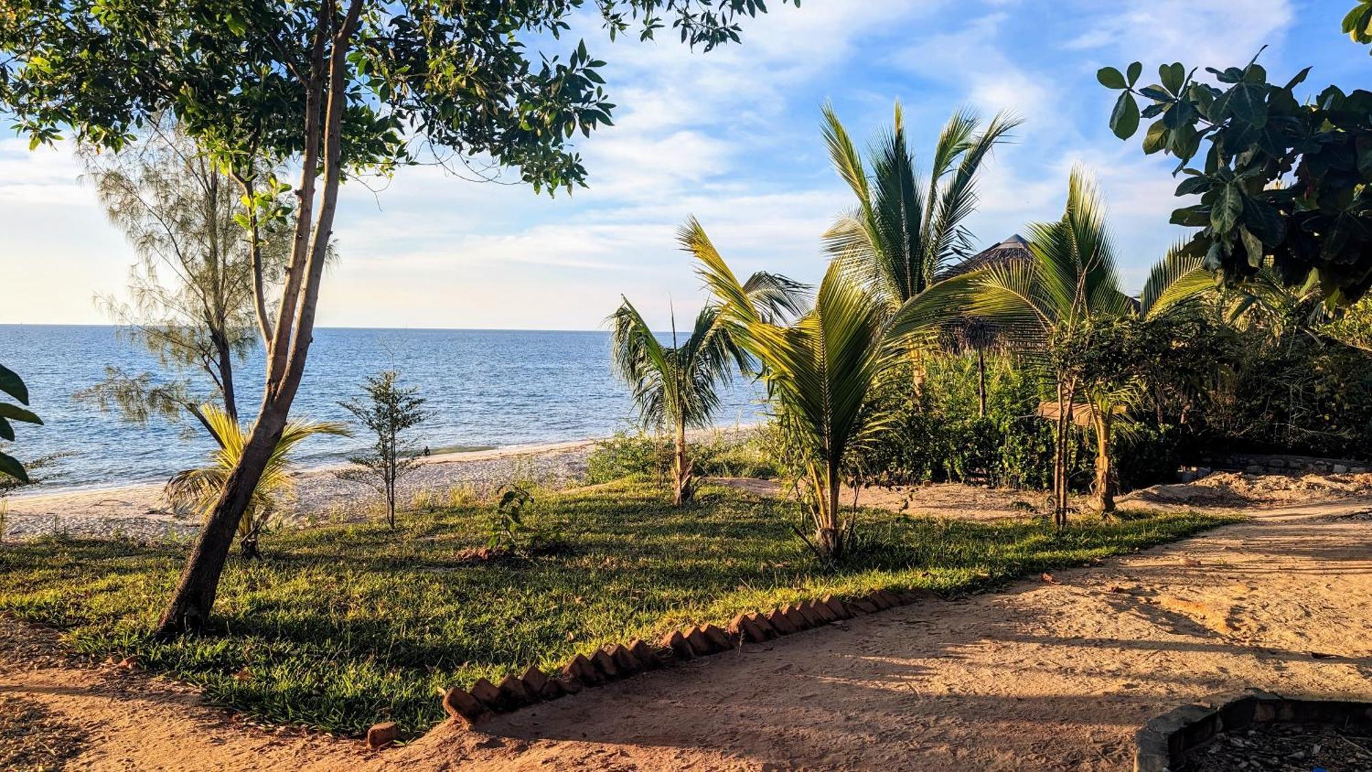 Ampazony Oasis Lodge 마하장가 외부 사진