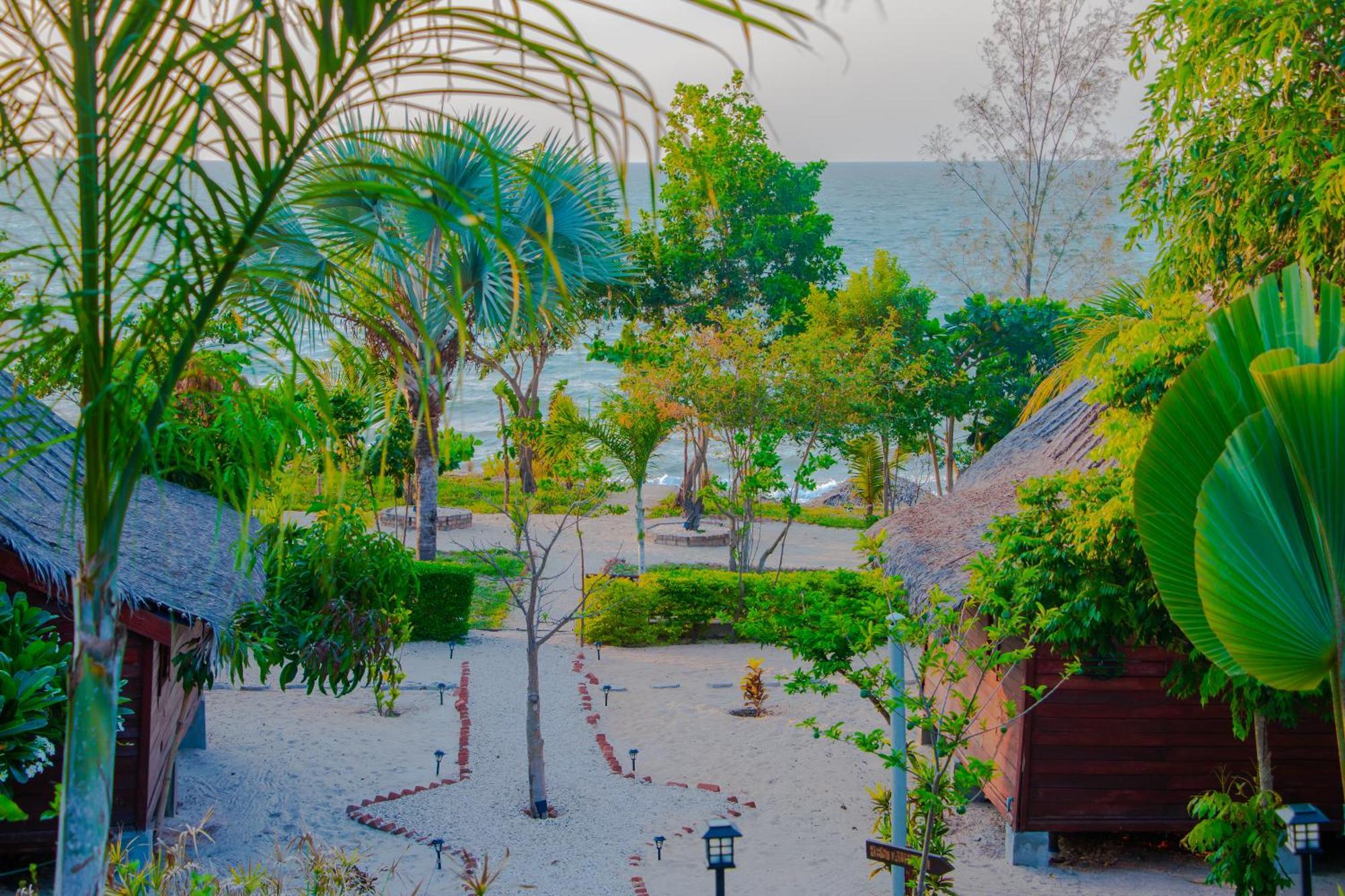 Ampazony Oasis Lodge 마하장가 외부 사진