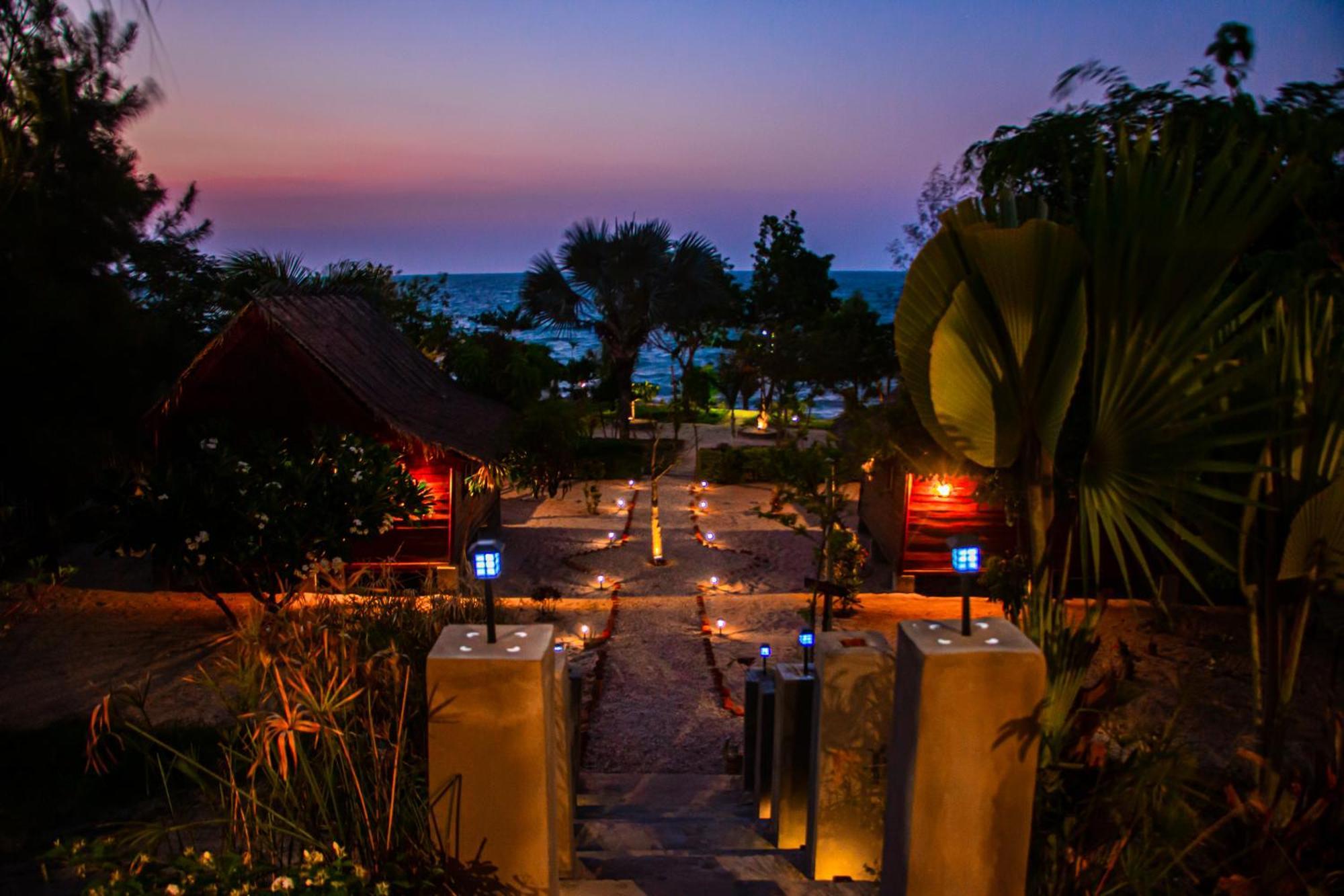 Ampazony Oasis Lodge 마하장가 외부 사진