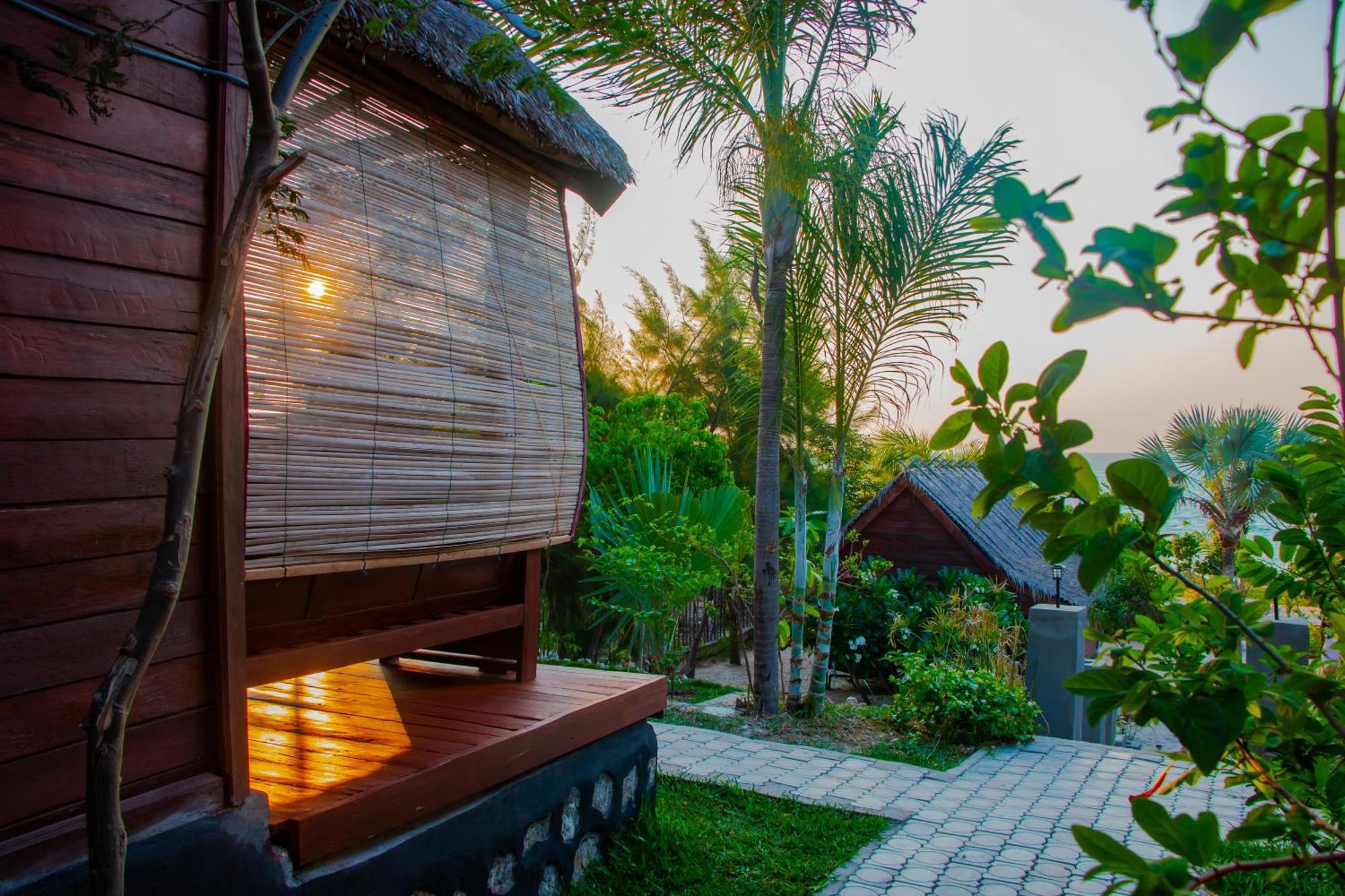 Ampazony Oasis Lodge 마하장가 외부 사진