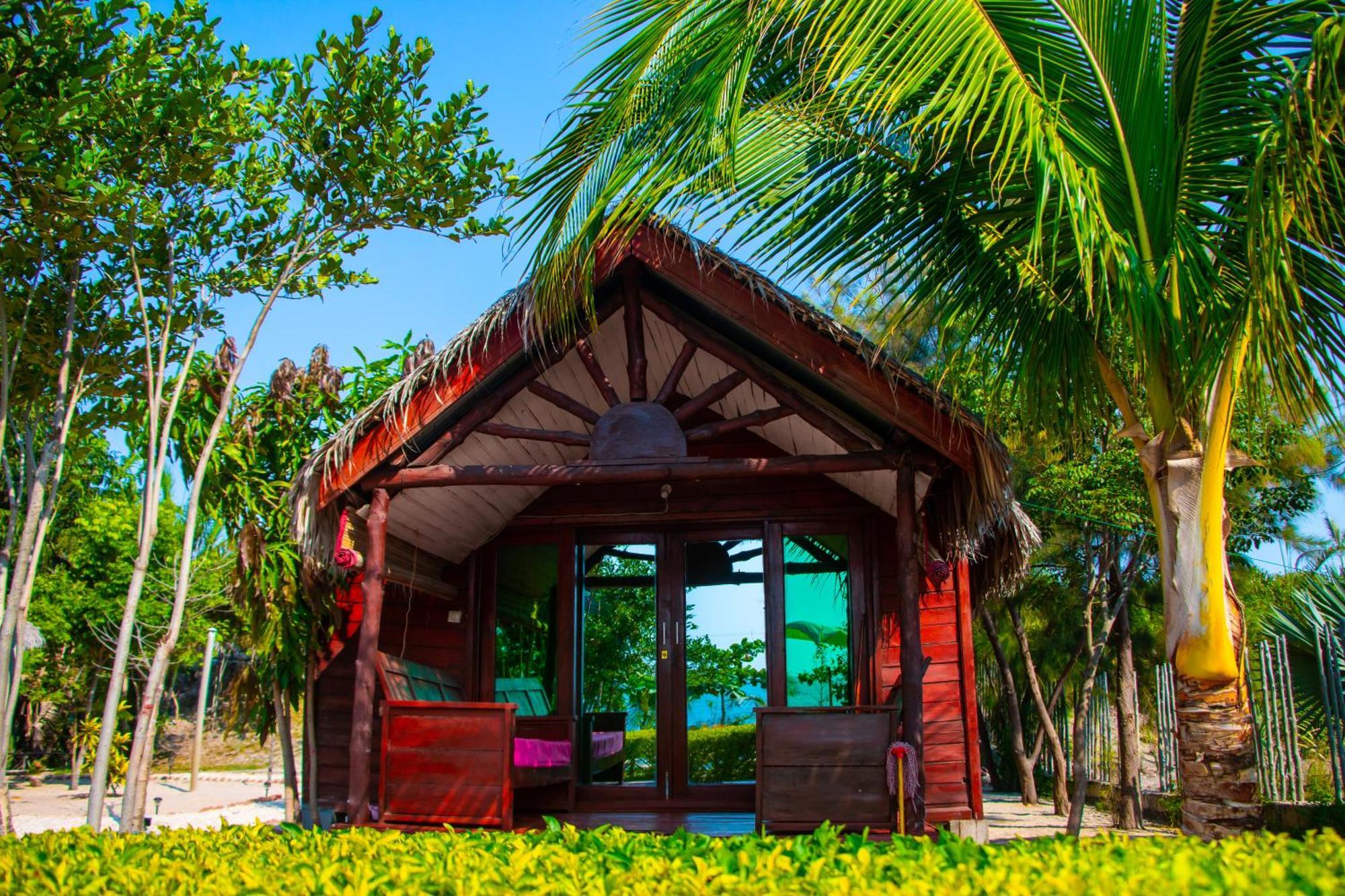 Ampazony Oasis Lodge 마하장가 외부 사진