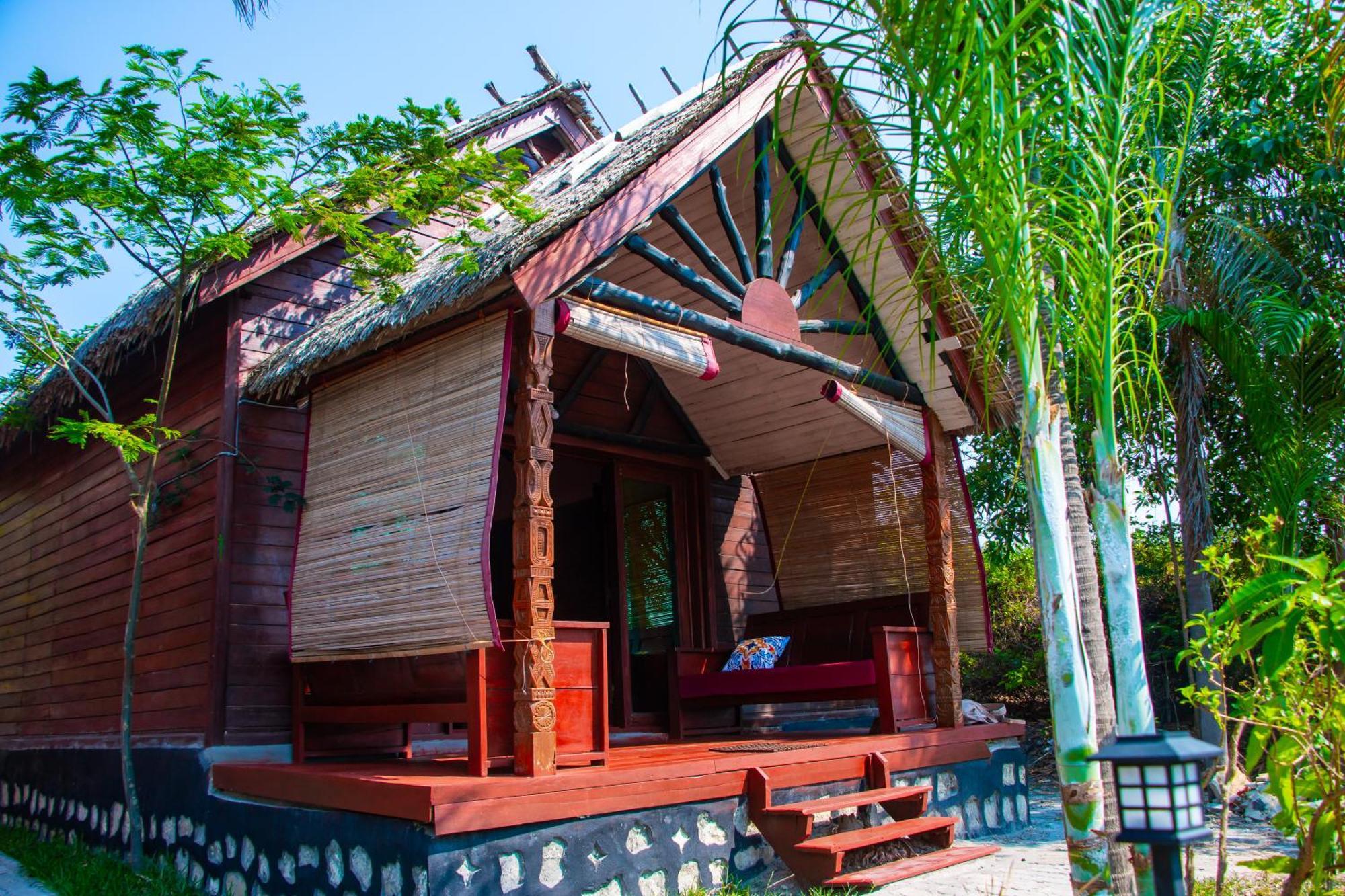 Ampazony Oasis Lodge 마하장가 외부 사진